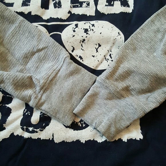 Boys Long Sleeve Graphic Tee. Navy. Size M/6 - Picture 3 of 5